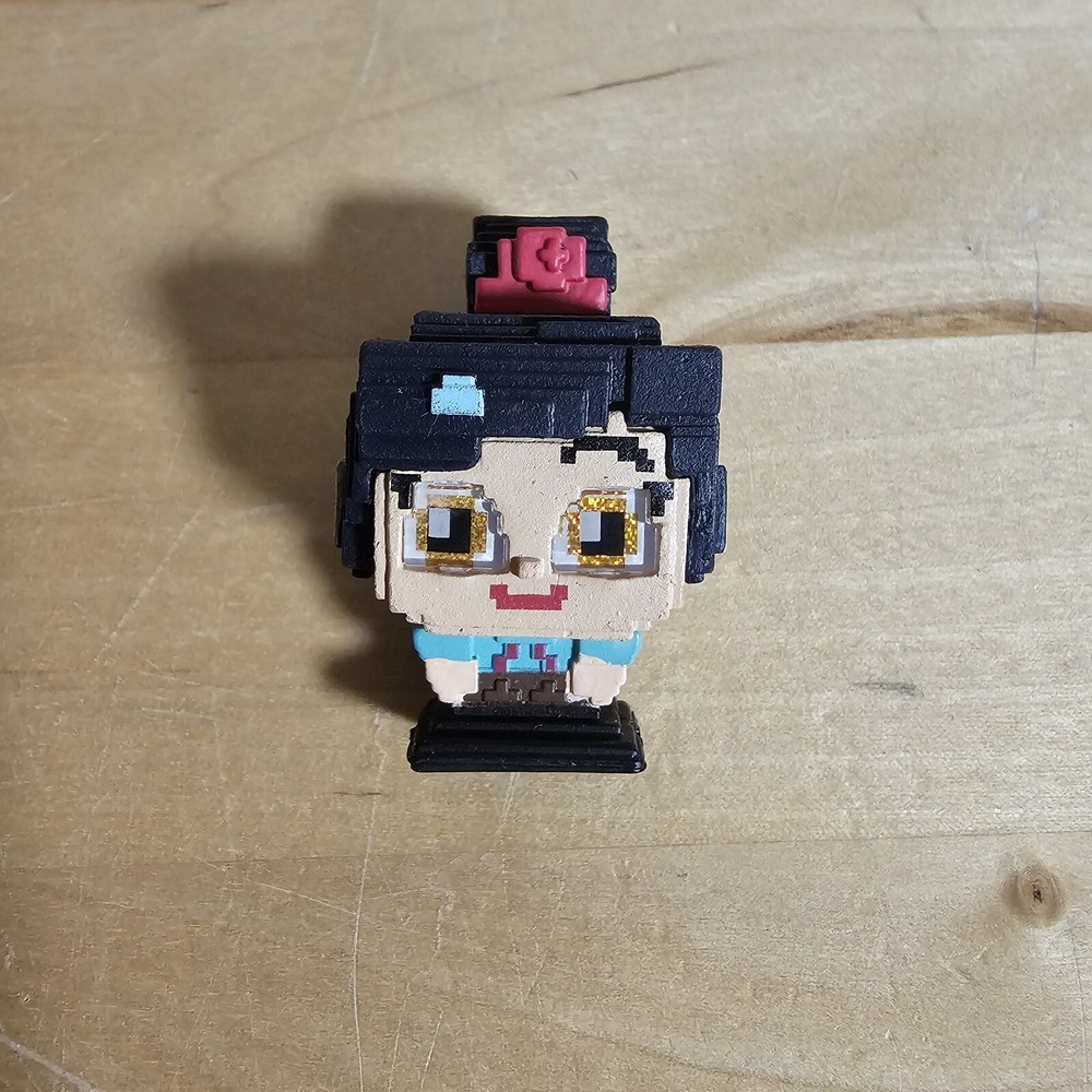 Disney Doorables Series 12 Pixel Perfect! Special Edition Vanellope Figure - Picture 1 of 4